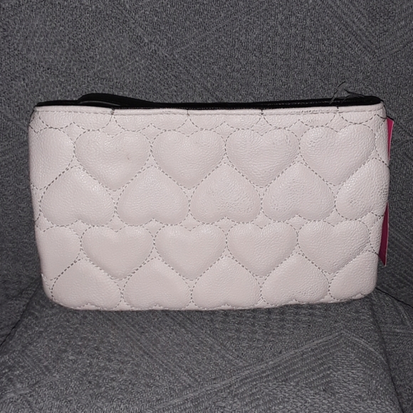 NWT Betsey Johnson BOW CLUTCH/WRISTLET